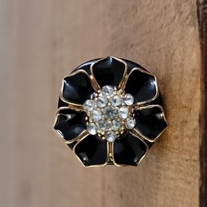 Black and Gold Flower Ring